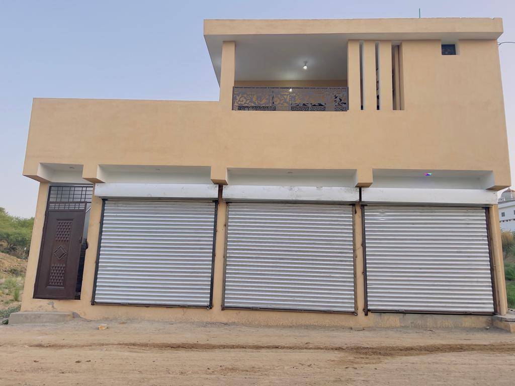 2 bhk commercial shop for sale in Sahiwal, Uttar Pradesh, located in Mian Muhammed Town.