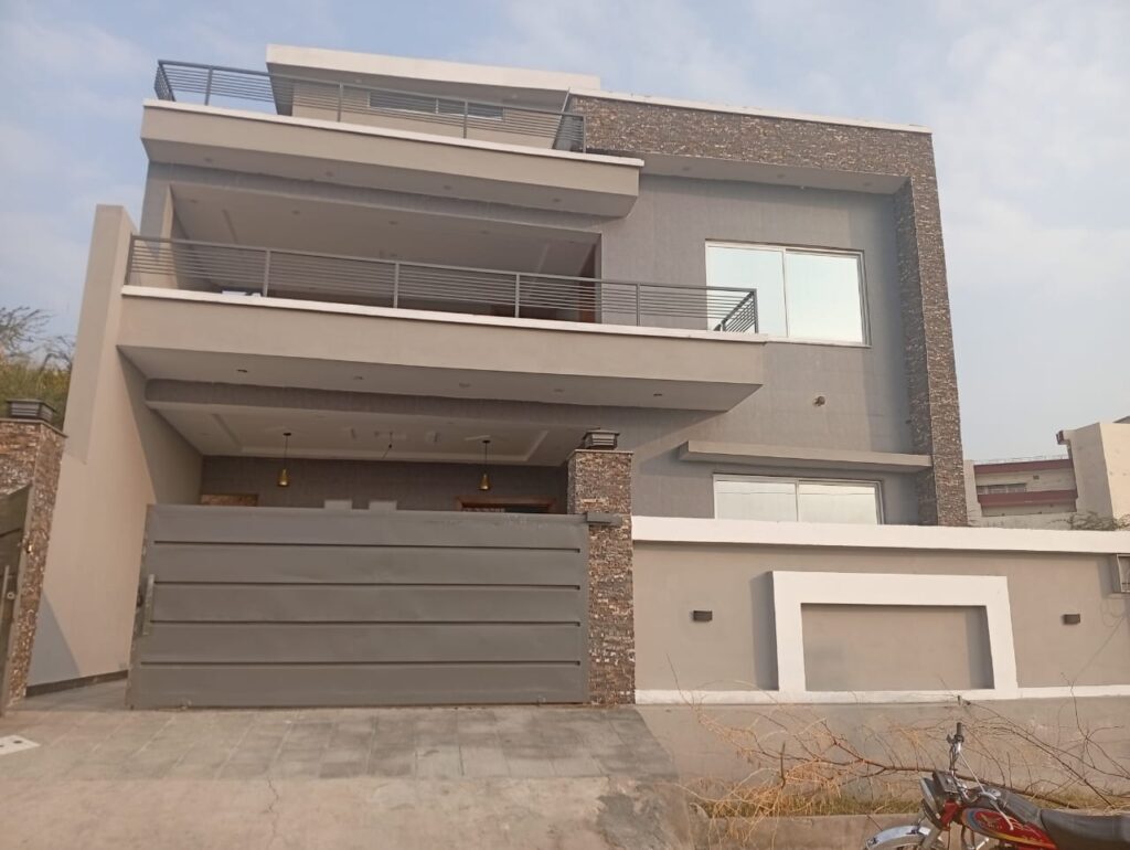 MP0628 - 7 Bed House For Sale In Mirpur | Sector D-4