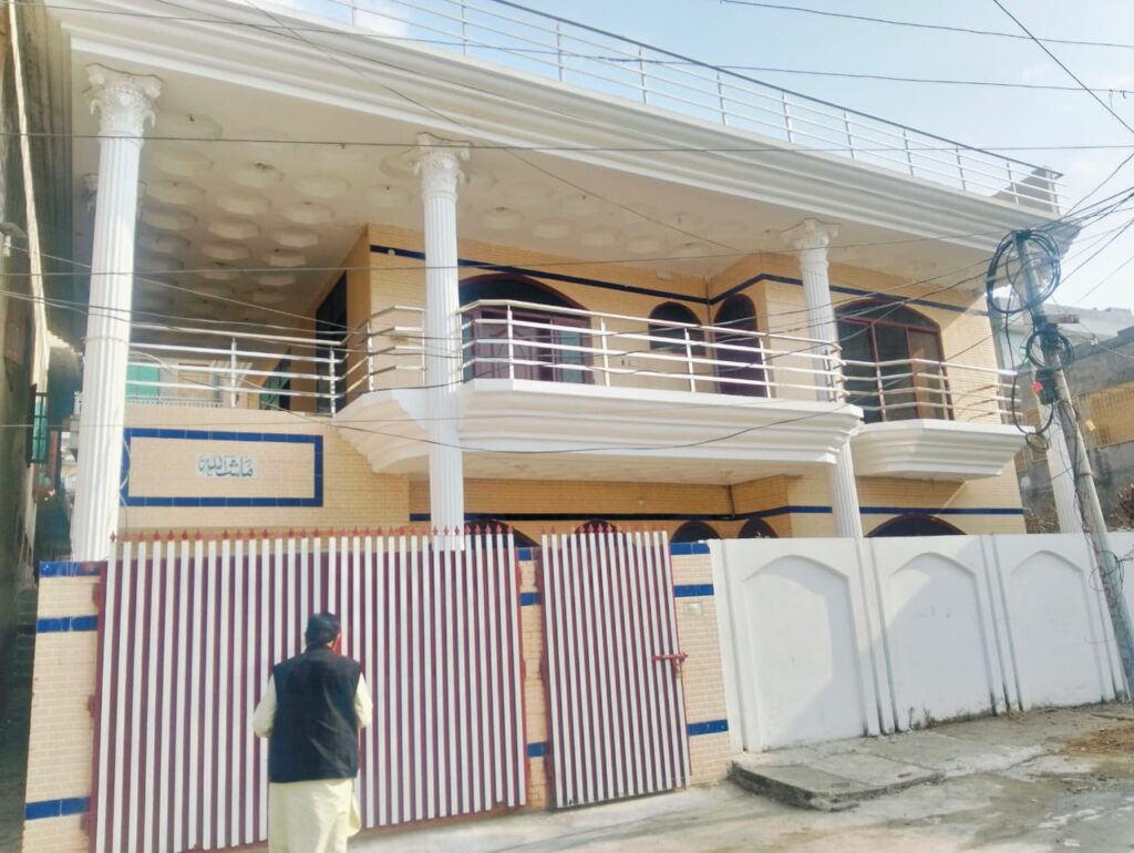 MP0652 - 6 Bed House For Sale In Mirpur | Near Fazal Chowk