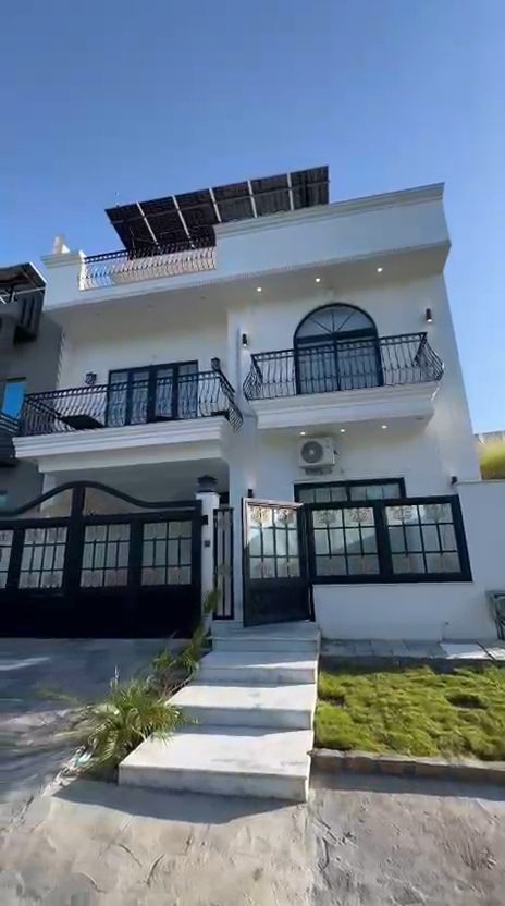 MP0820 - 6 Bed Farm House For Sale In Islamabad | Sector B/17 | Block C