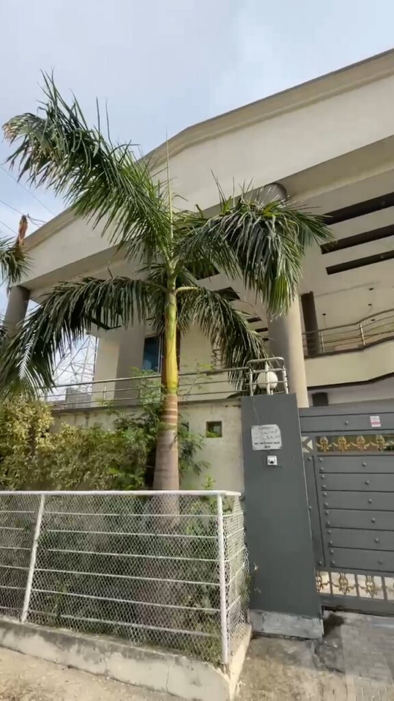 MP0842 - 7 Bed House For Sale In Mirpur | Sector D4