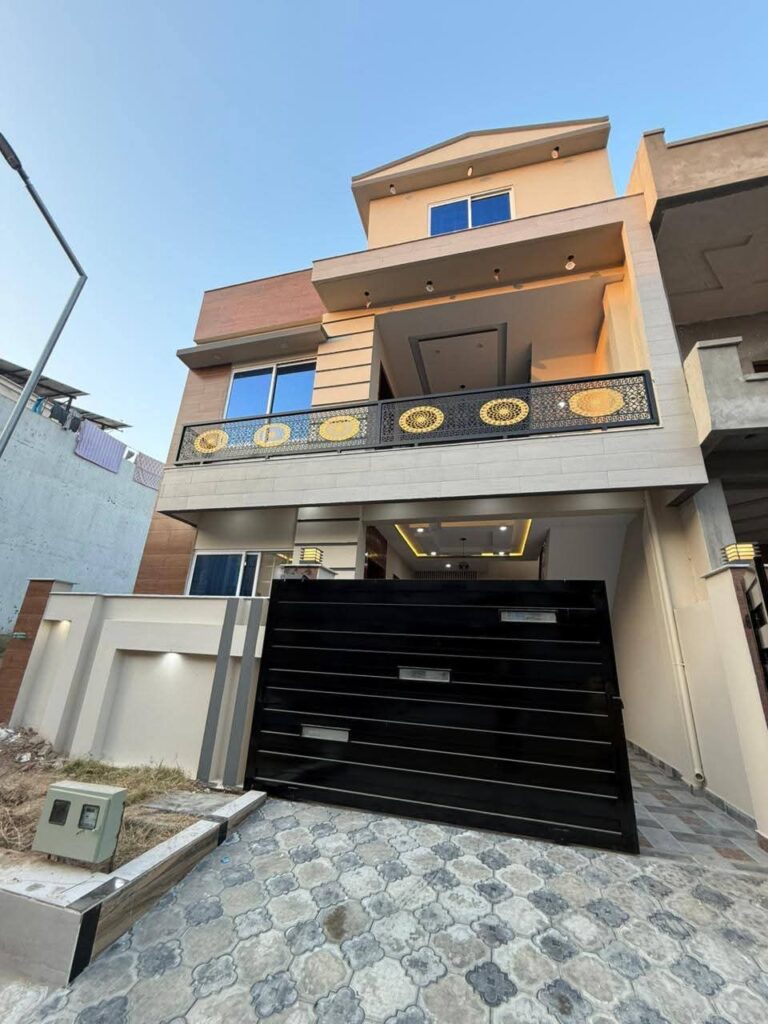 4 Bed House For Sale In Islamabad | Jinnah Gardens
