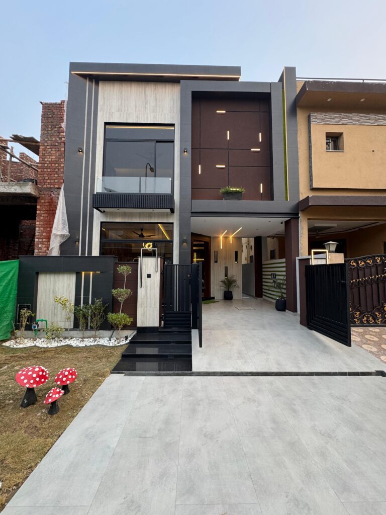 3 Bedroom House For Sale In Lahore | DHA 9