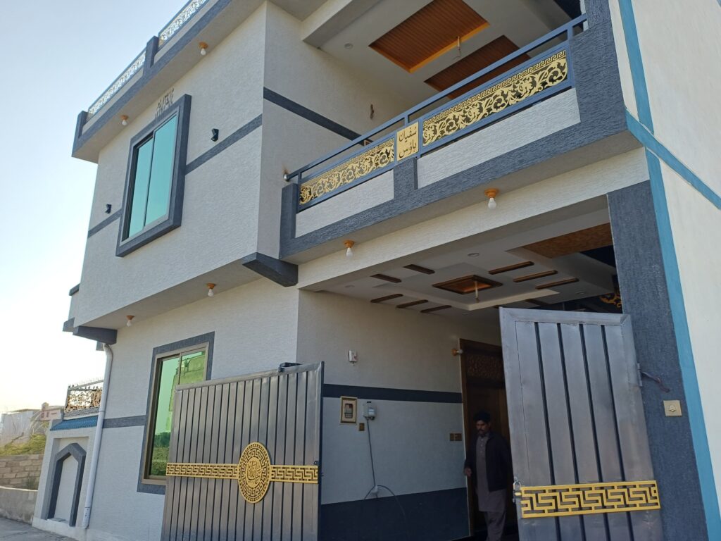 5 Bed House For Sale In Bankhurma | Mia Mohammed Town