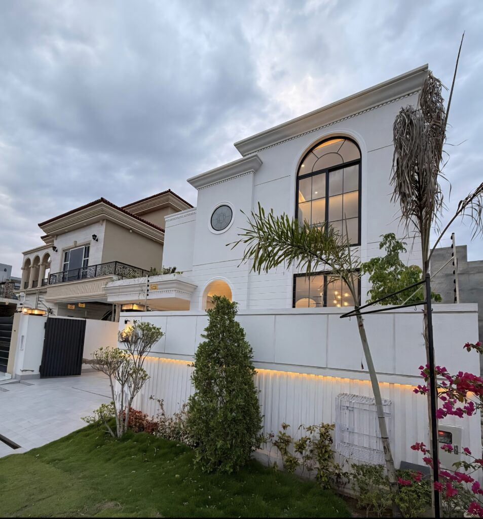 10 Marla 4 Bed House For Sale In Lahore | DHA 7