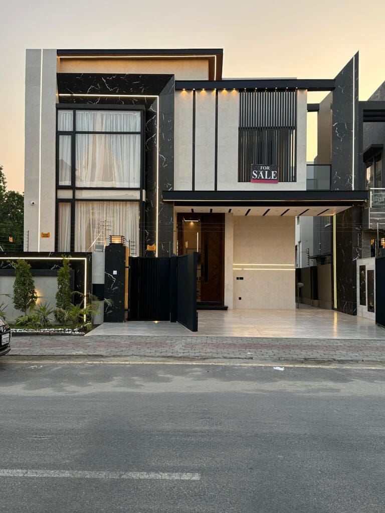 Ref No: MP1005 Semi Furnished 5 Bed House In Lahore | Bahria Town