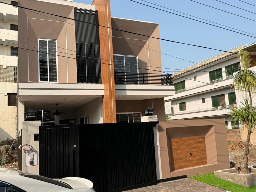 5 Bed House For Sale In Sector F-3 Part 1, Mirpur